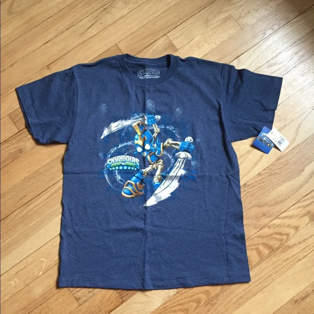 NWT! Youth size Skylander shirt! (Free wallet )❗️ - Picture 1 of 3